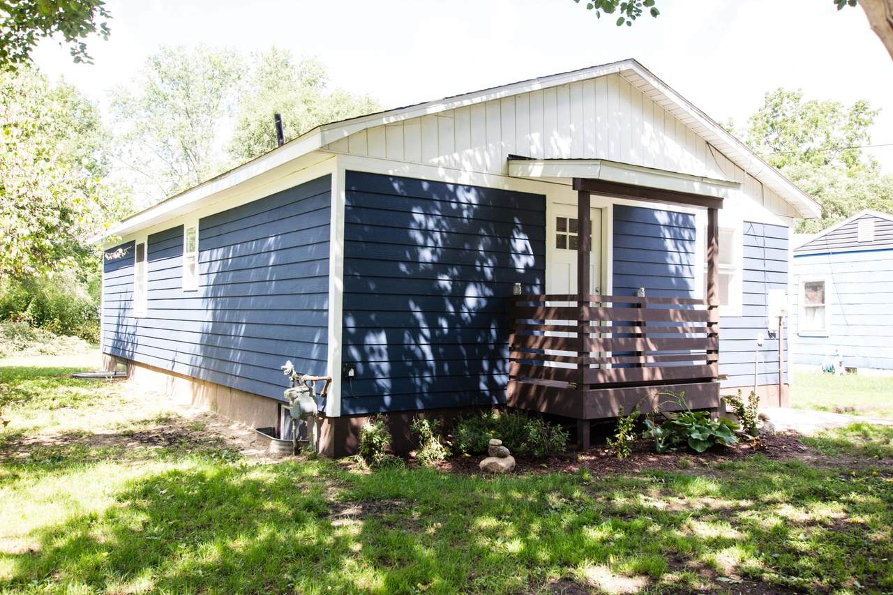 213 Dewey Street - Photo 1