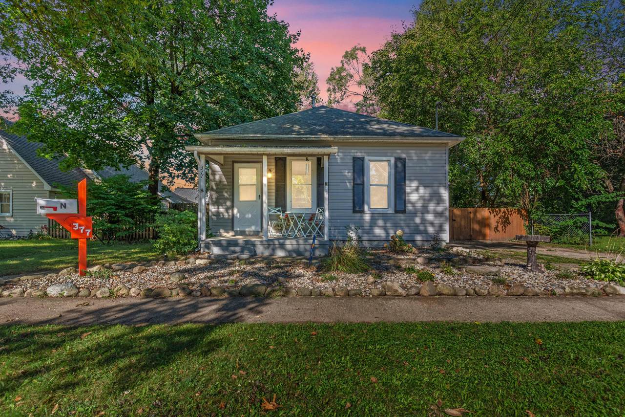 377 Hudson Street - Photo 1
