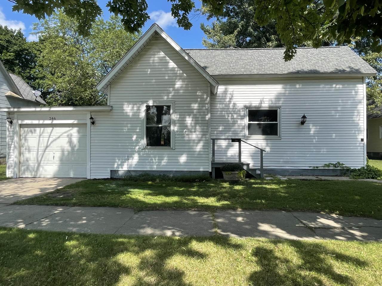 246 Wright Street - Photo 1