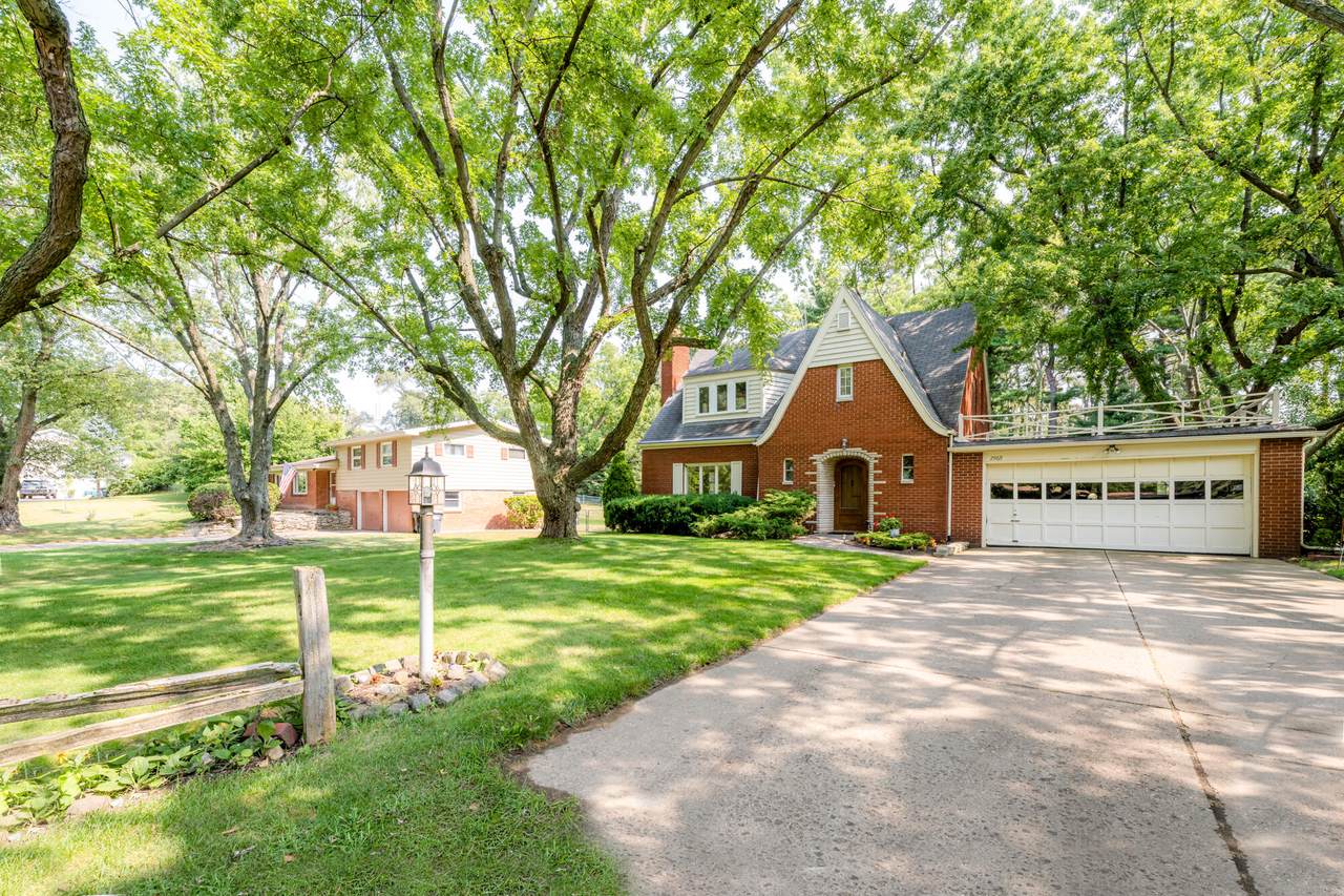 2969 Mansueto Drive - Photo 1