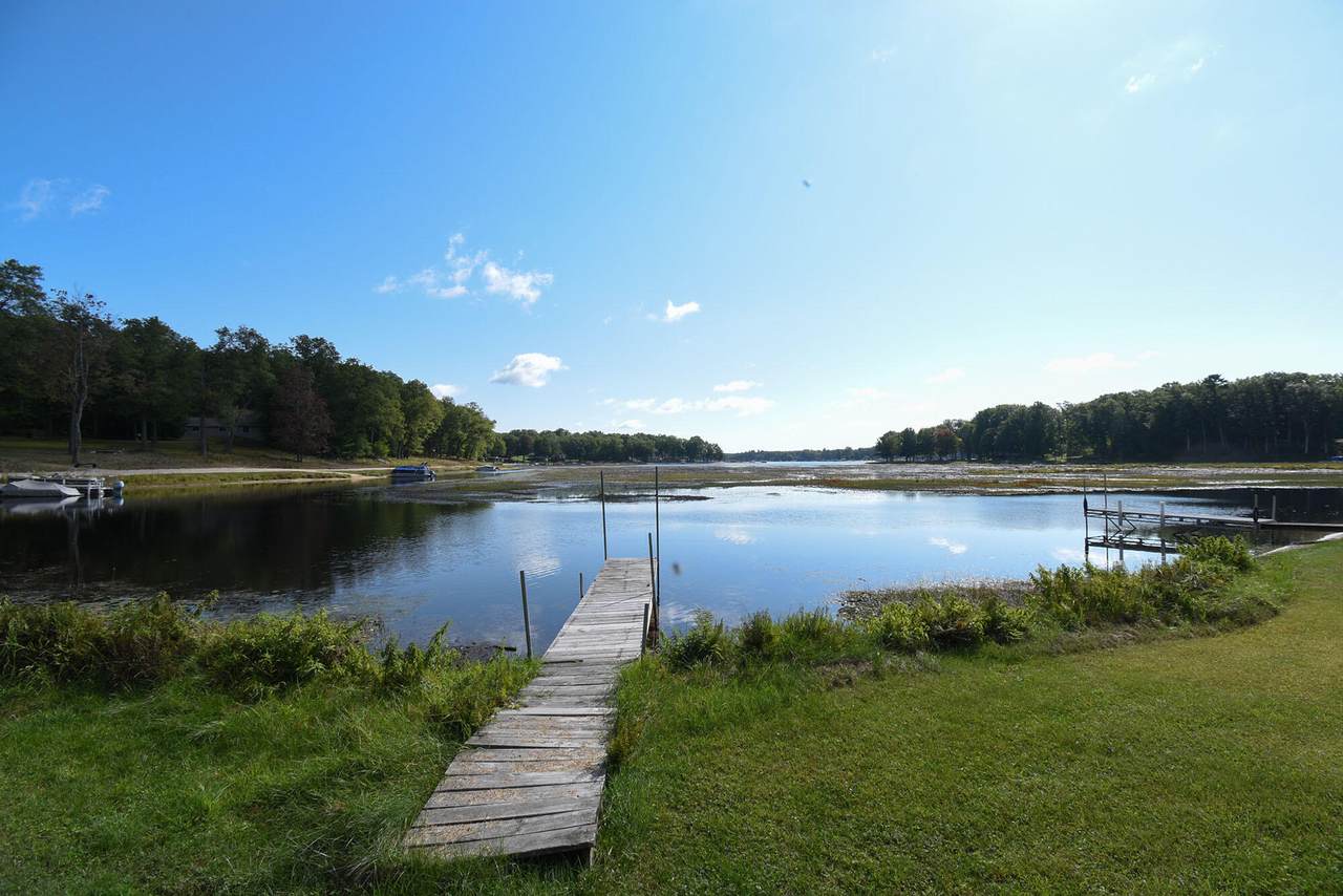 11010 Birchwood Drive - Photo 1