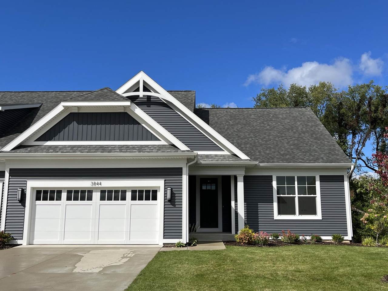 3844 Alianca Terrace - Photo 1