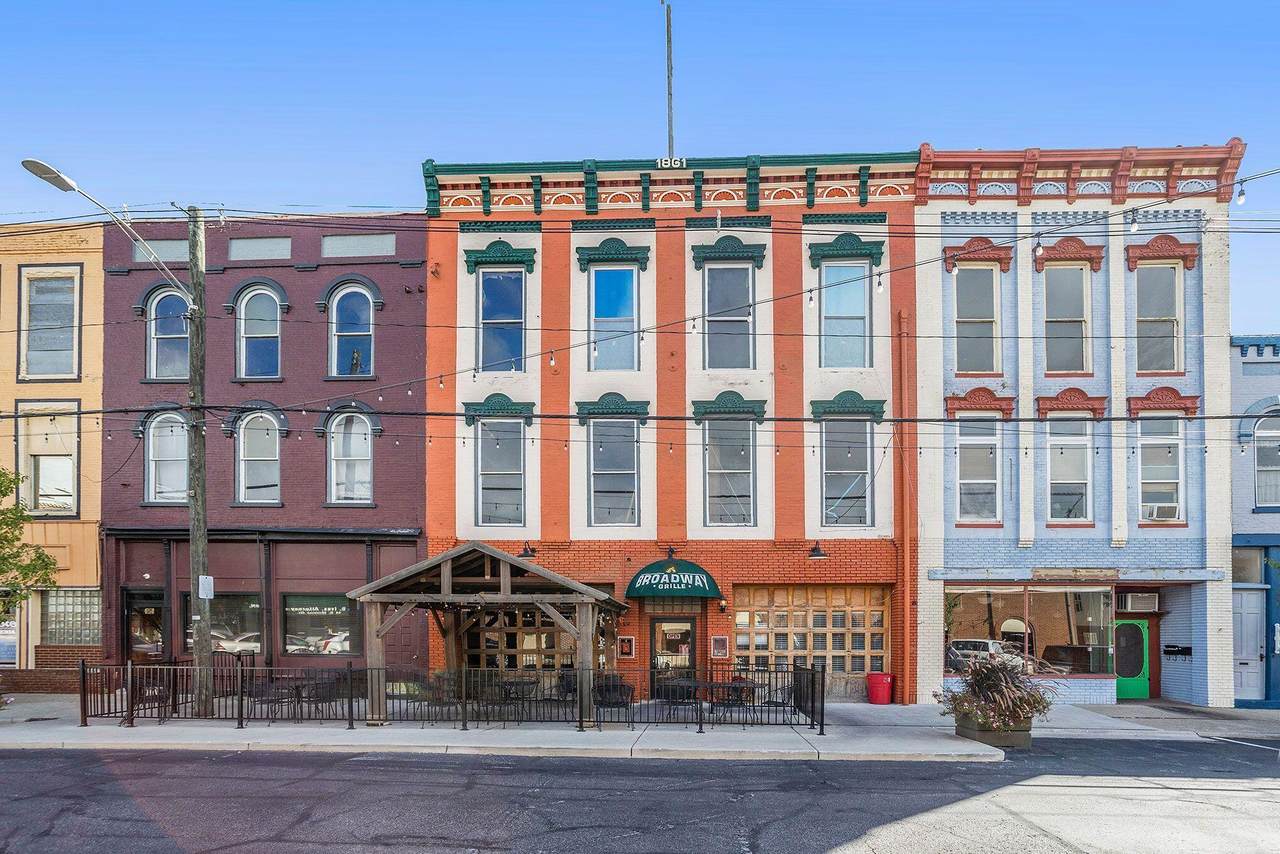 19 Monroe Street - Photo 1