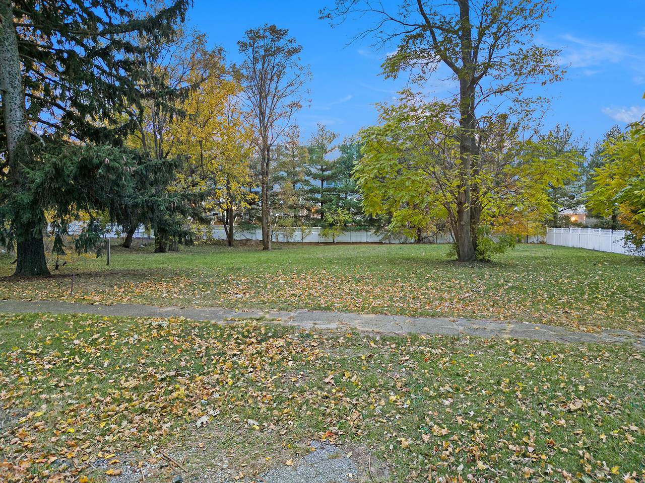 110 Townsend Street - Photo 1