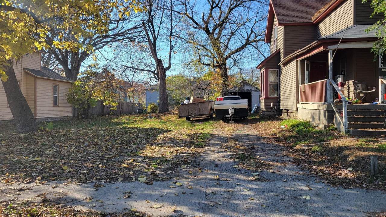 1029 Lafeyette Avenue - Photo 1
