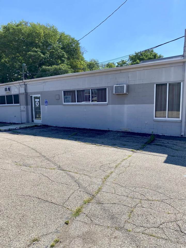223 Michigan Ave Avenue - Photo 1