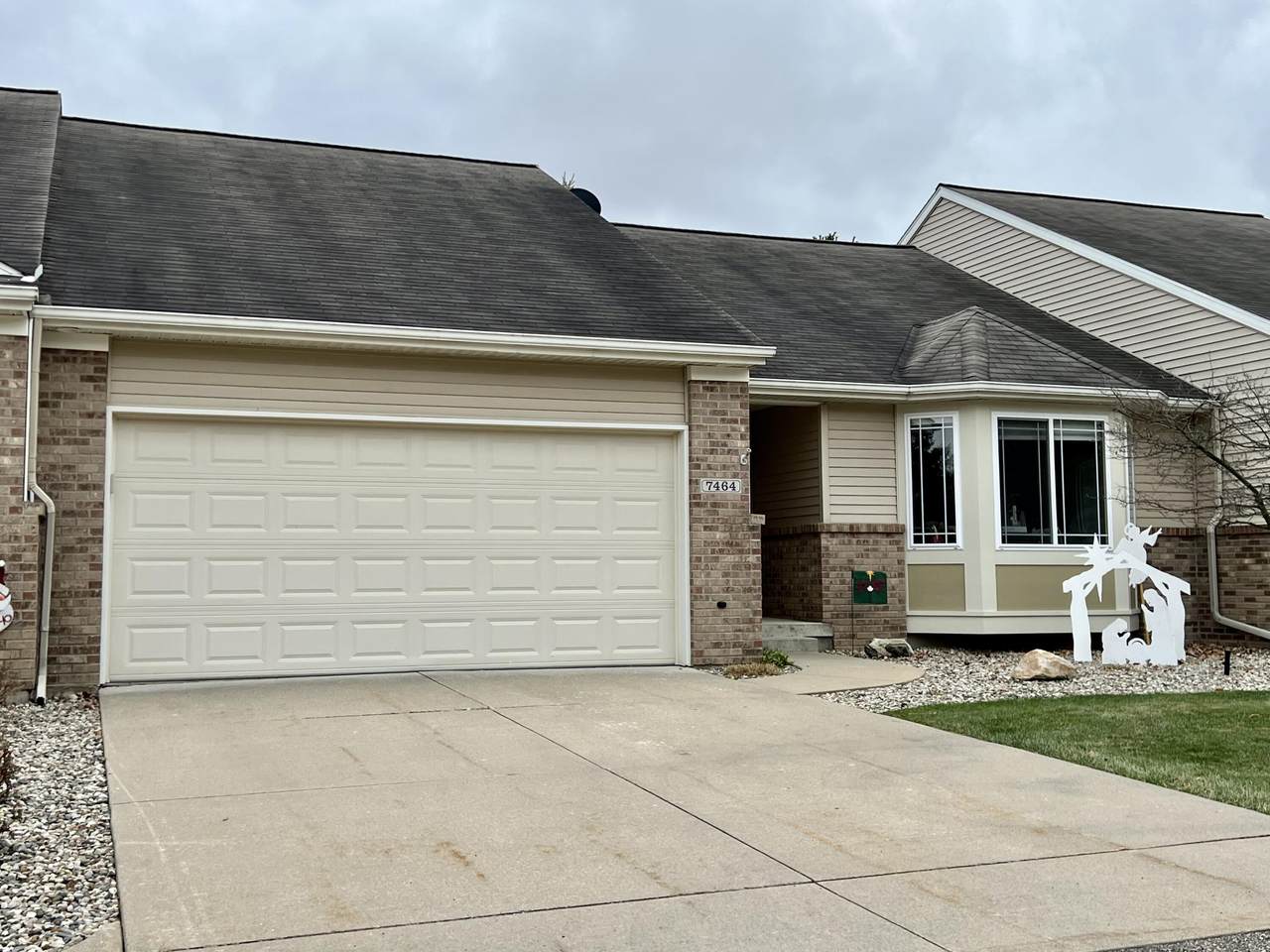 7464 Navajo Valley Drive - Photo 1