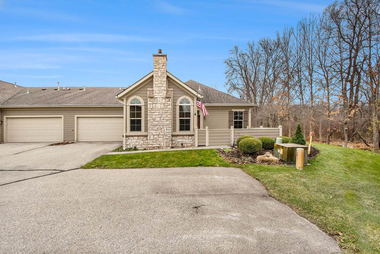 5289 Fawn Creek Drive - Photo 1