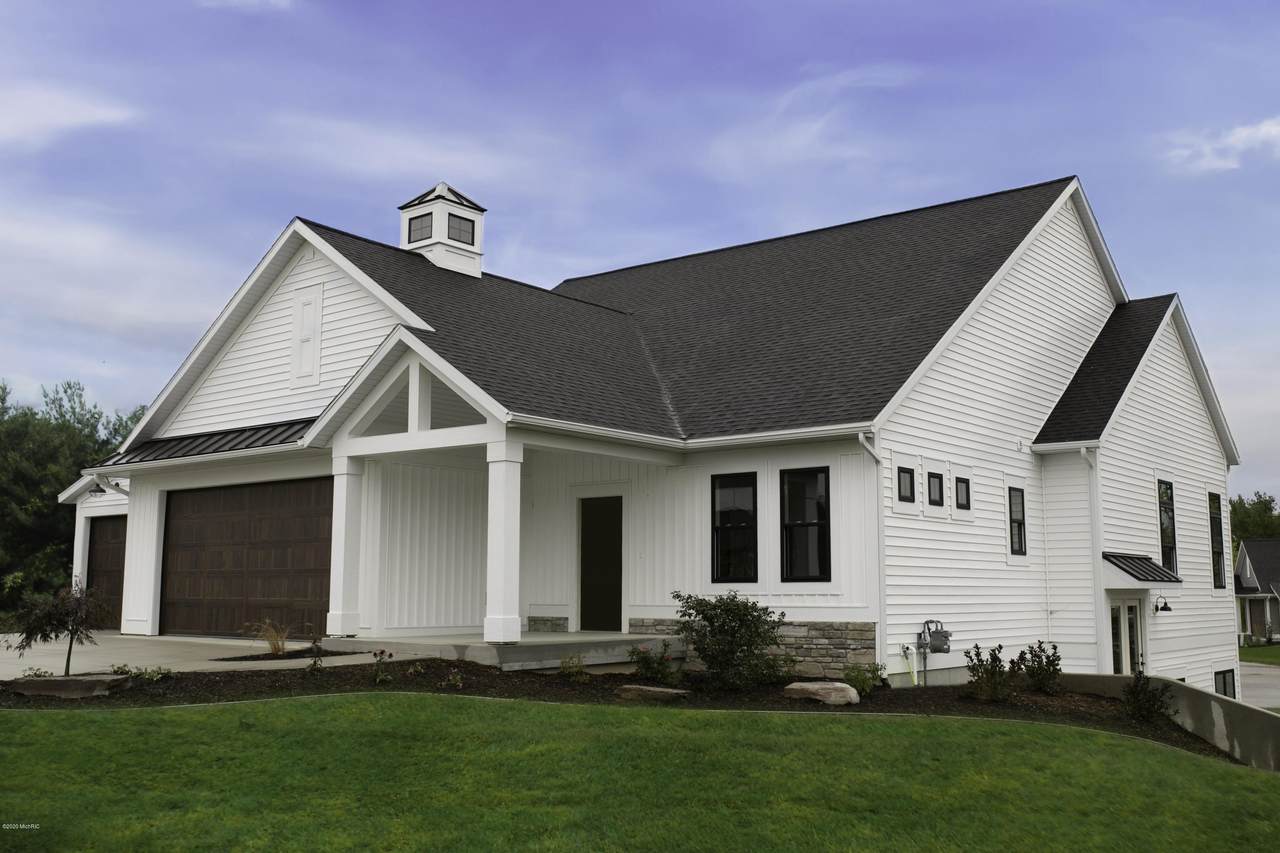 7912 Whistle Creek Court - Photo 1