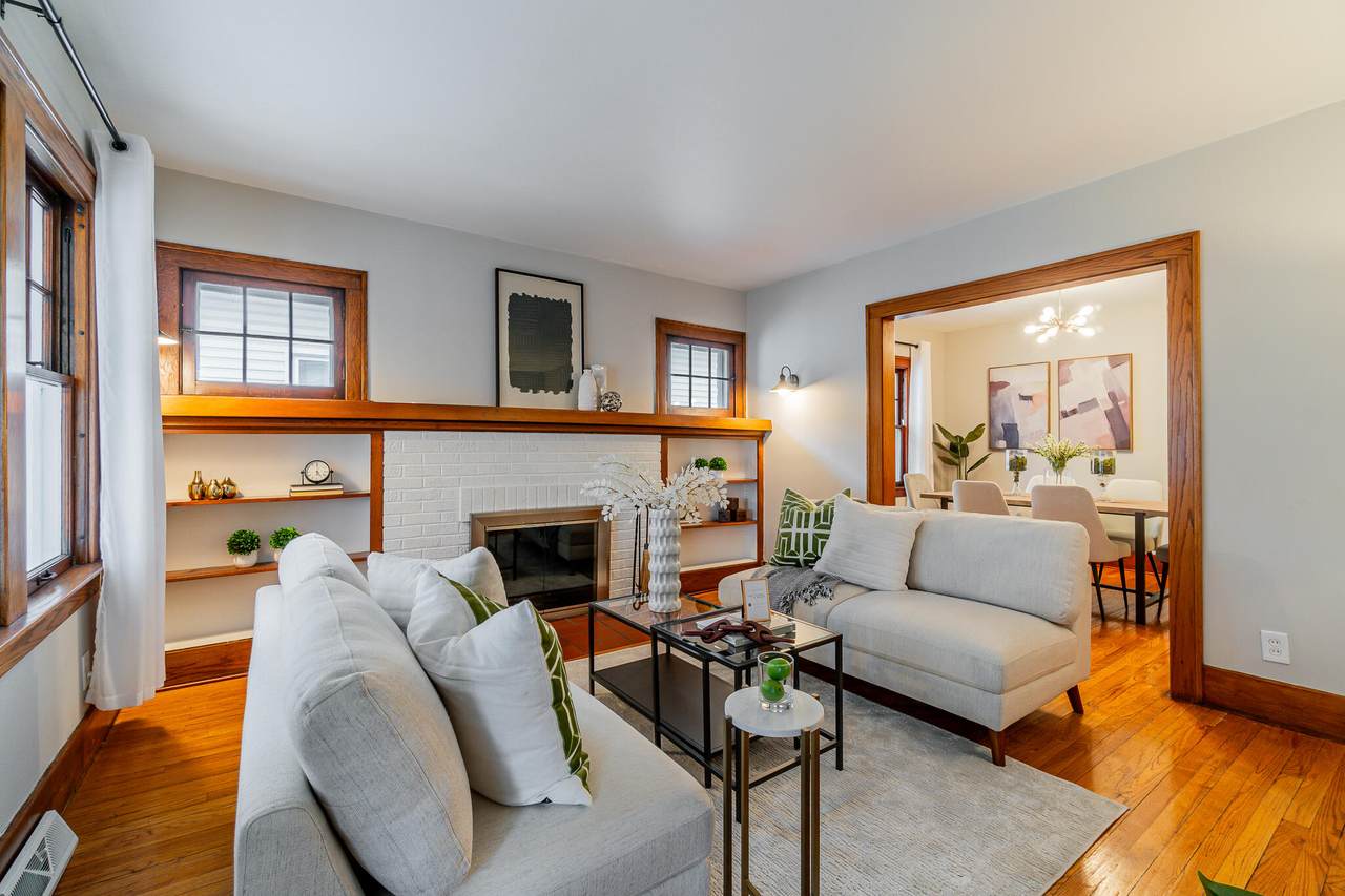 819 Hawthorn Avenue - Photo 1