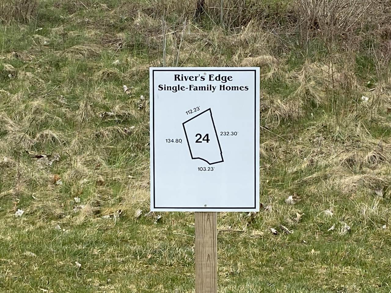 3376 Rivers Edge Drive - Photo 1