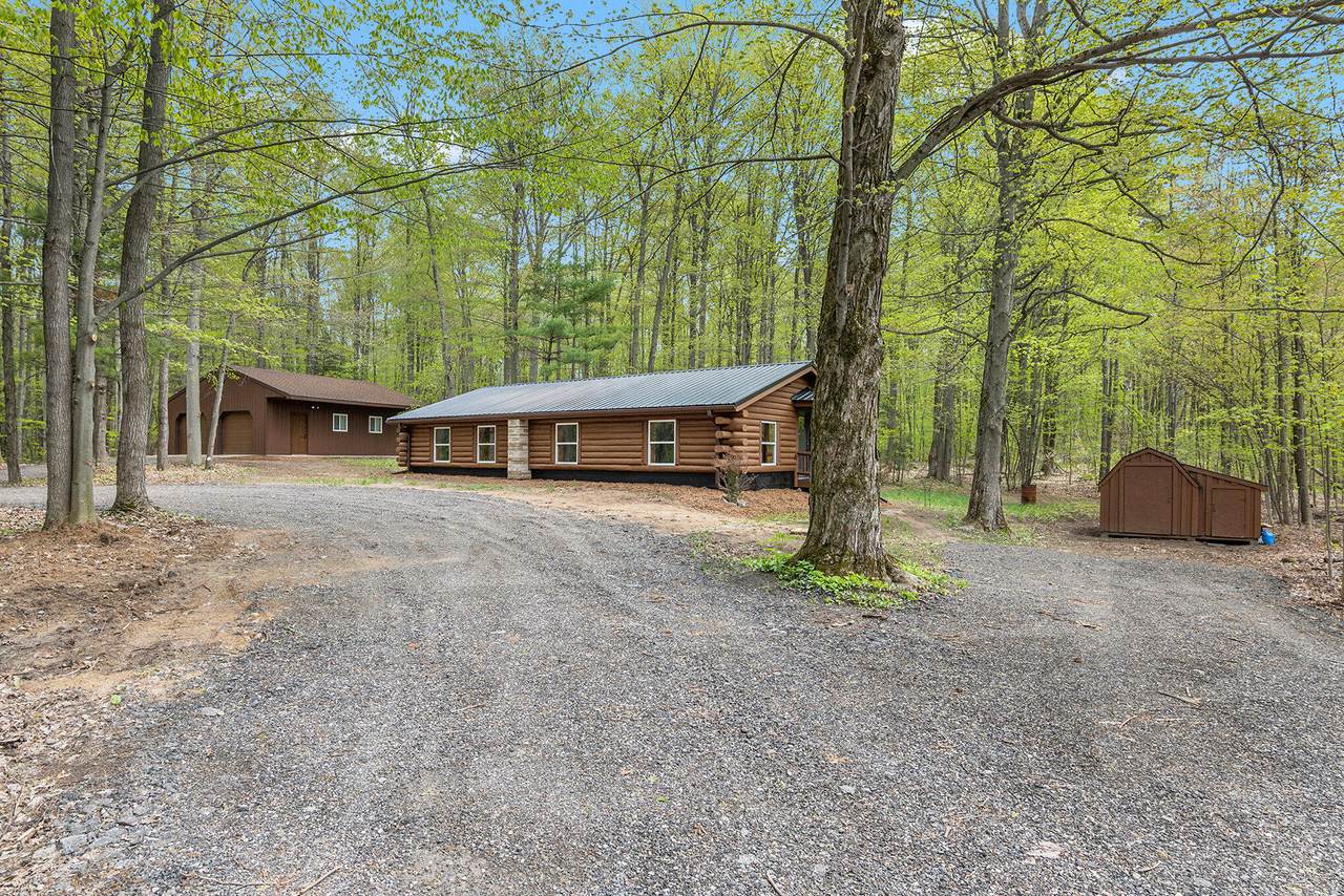 3933 25 Road - Photo 1