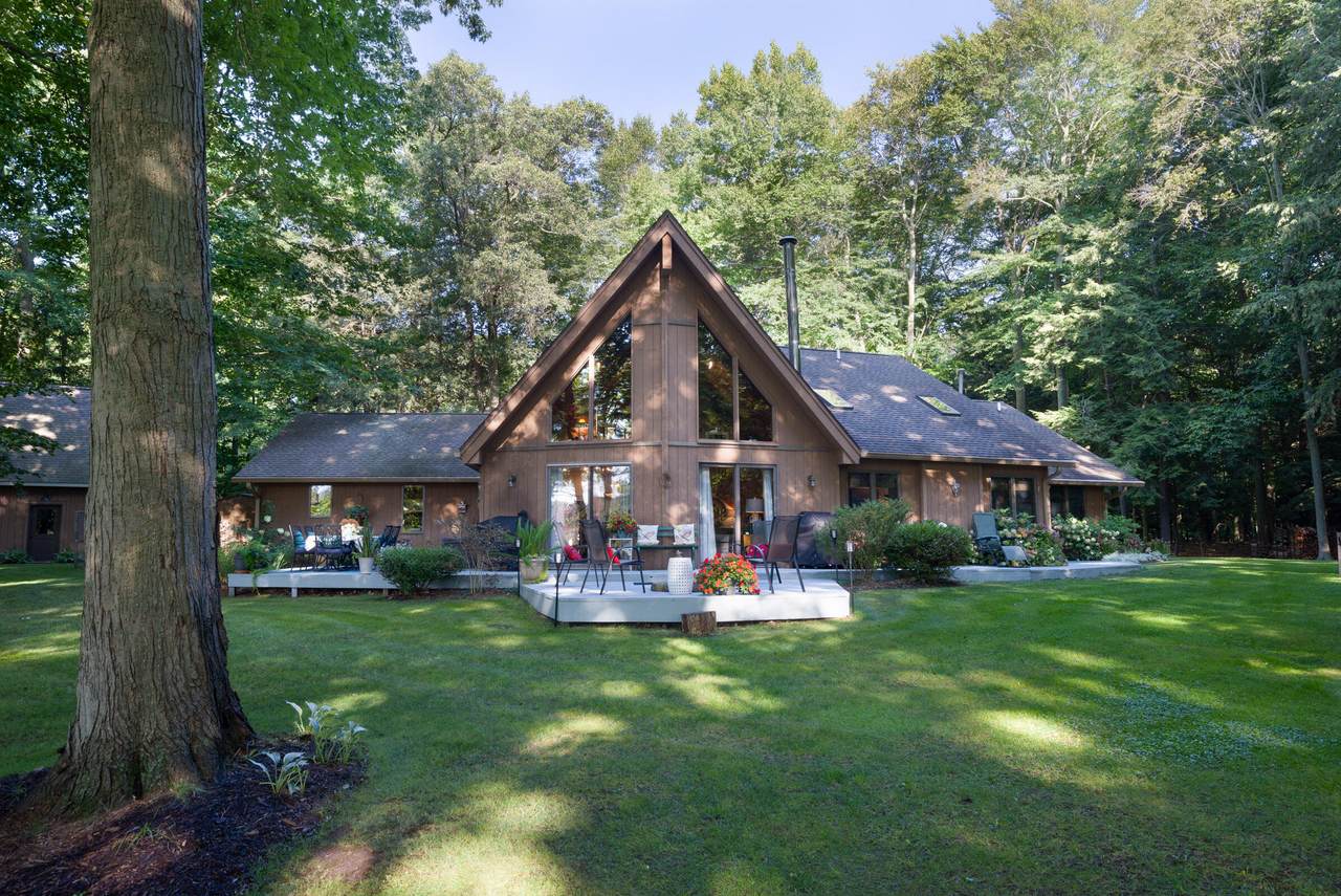 6522 Wildwood Drive - Photo 1