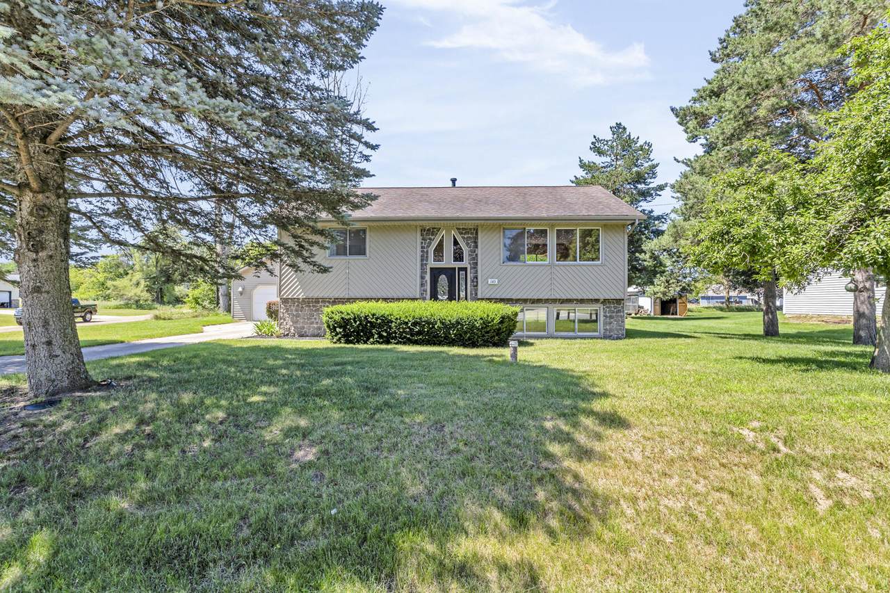143 Grand Pointe Drive - Photo 1