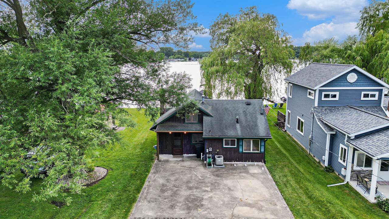 6105 Wolf Lake Road - Photo 1