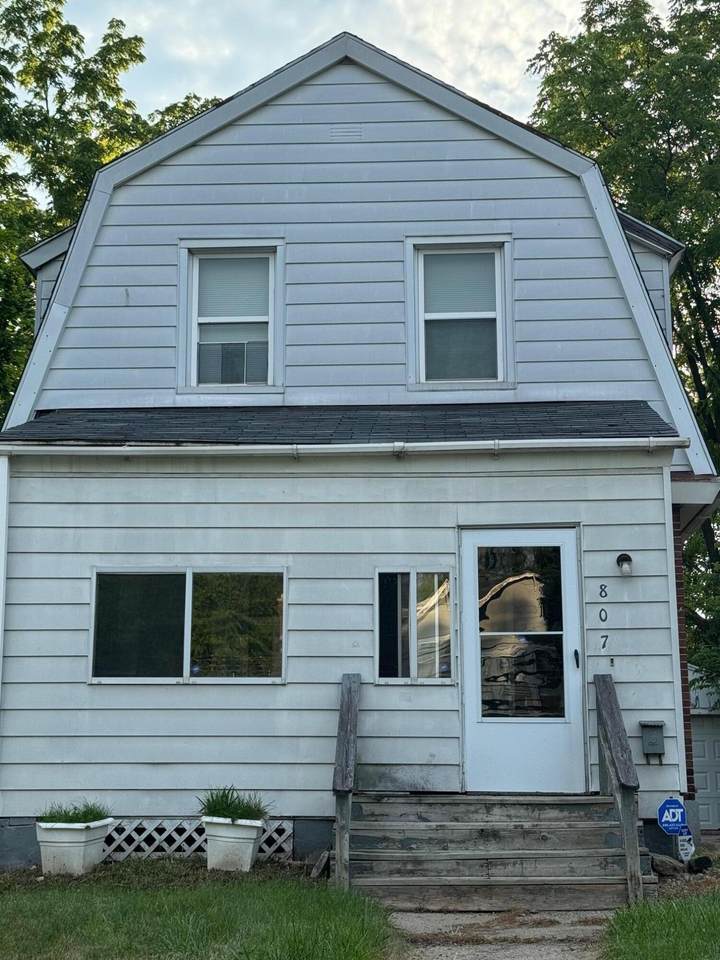 807 Dupont Street - Photo 1