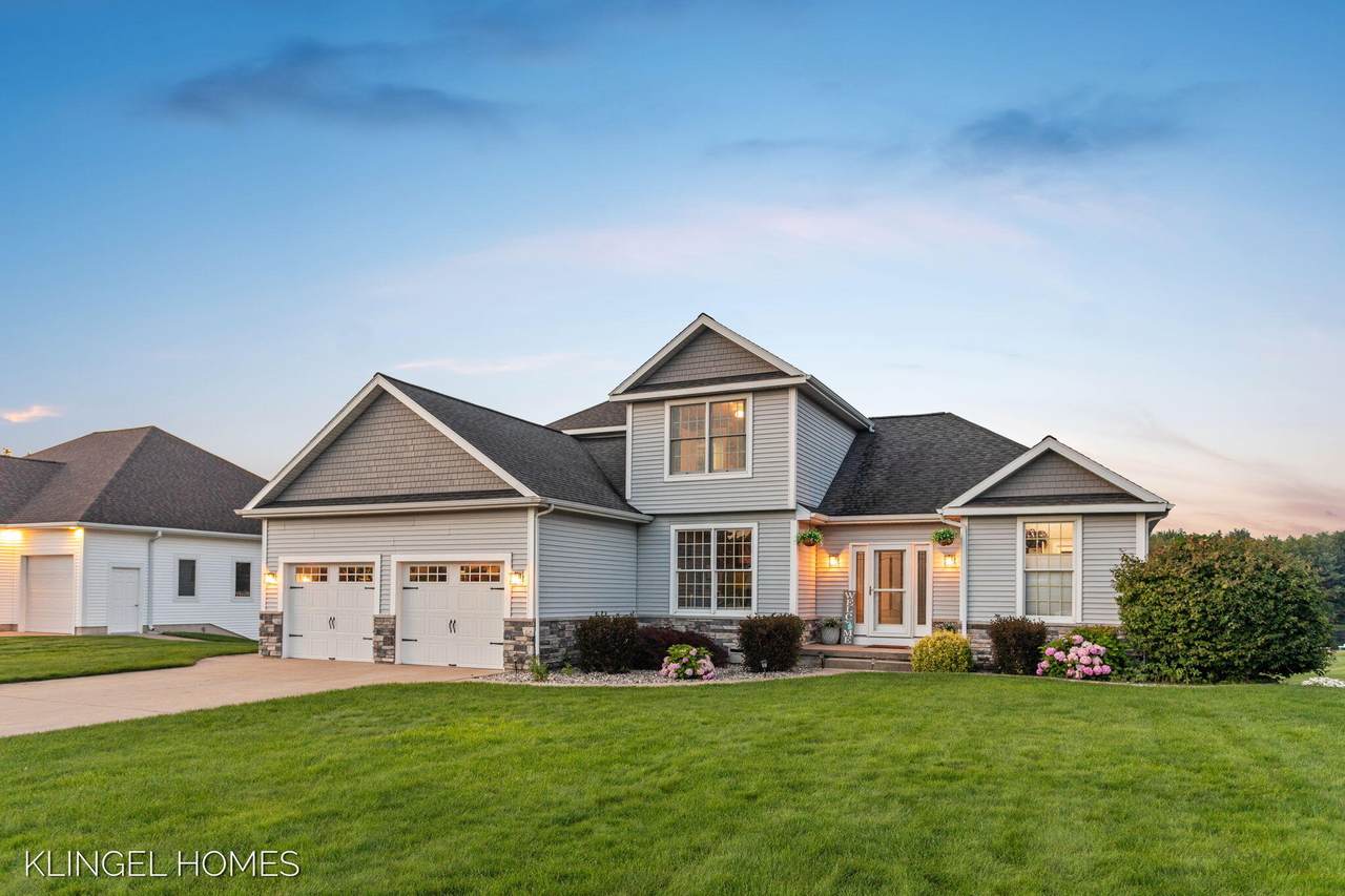 13102 Acacia Drive - Photo 1