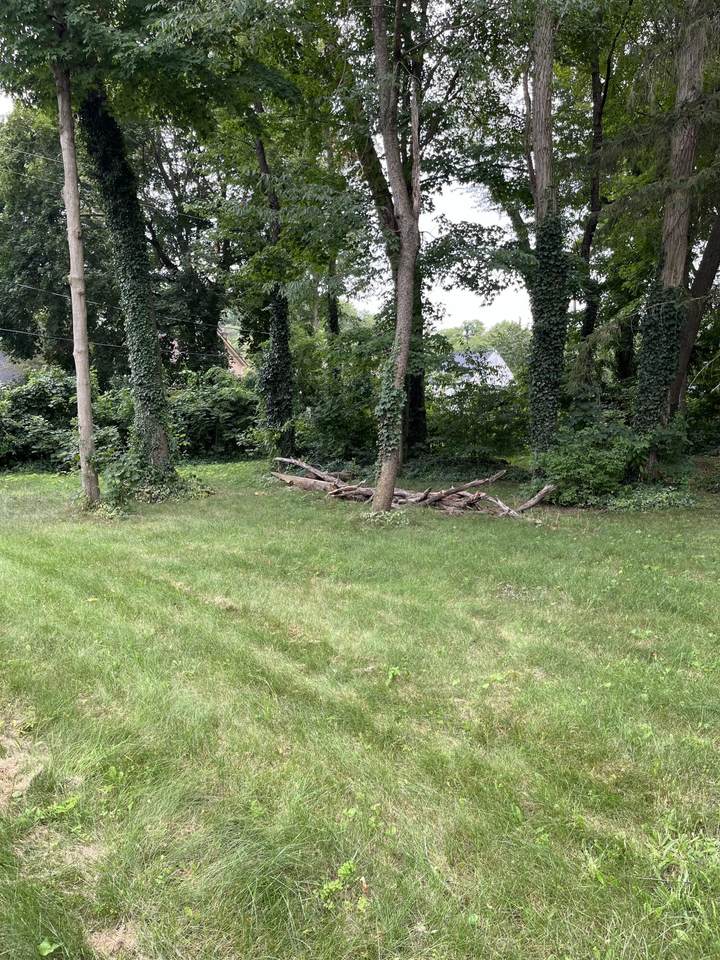 121 West Street - Photo 1