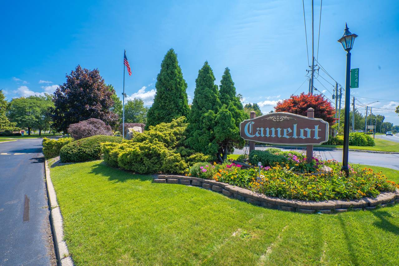 2520 Dover Lane - Photo 1