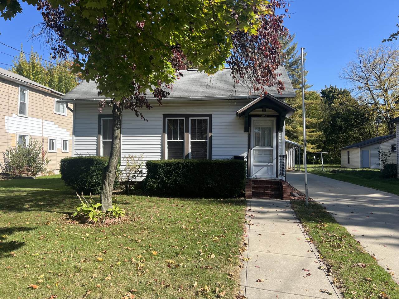 114 Clay Street - Photo 1