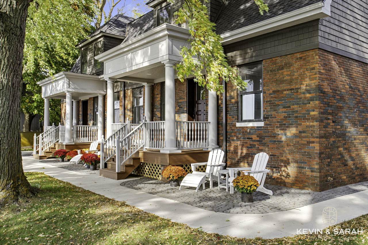 103 Pier Street - Photo 1