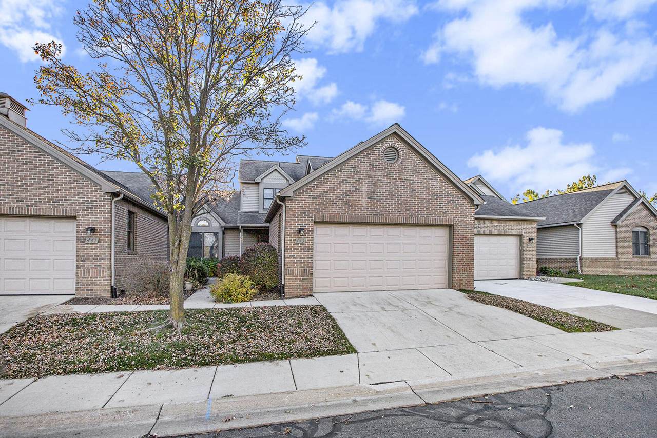 443 Sumark Way - Photo 1