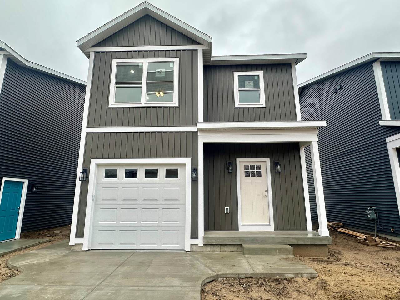 454 Erickson Street - Photo 1