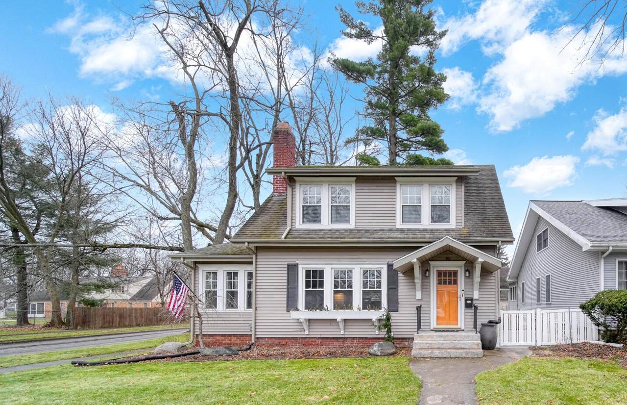 701 Woodfield Drive - Photo 1