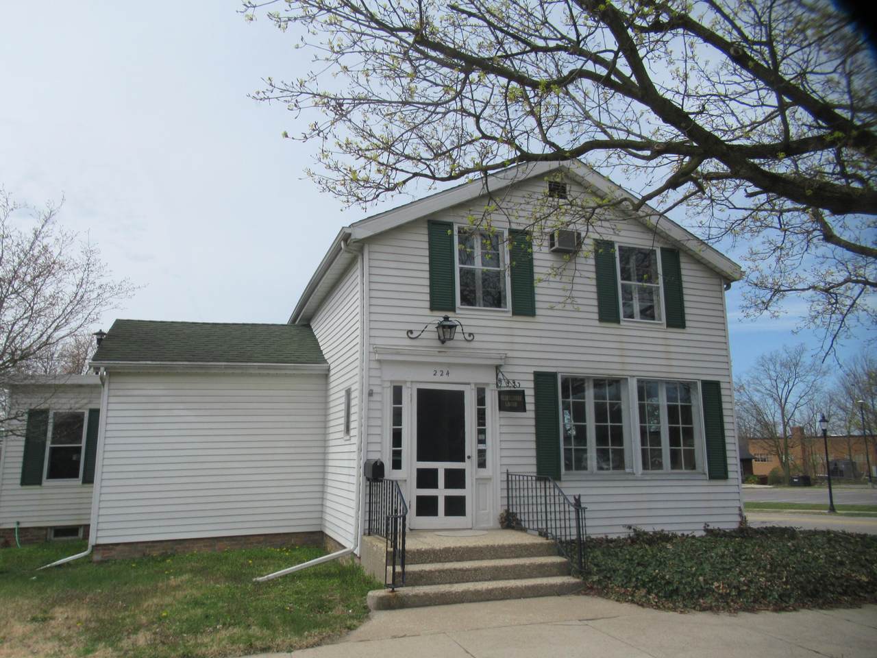 224 4th Street - Photo 1