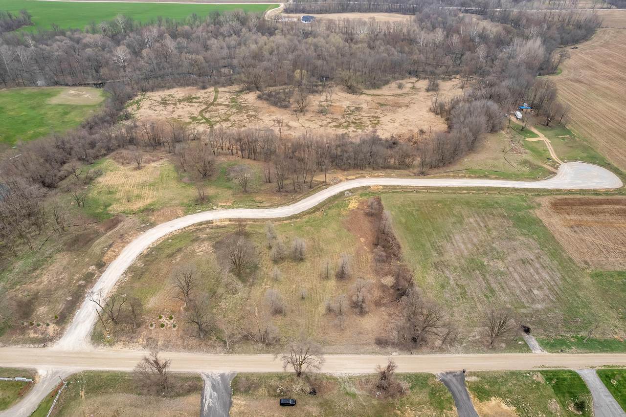 1055 Overlook Drive - Photo 1