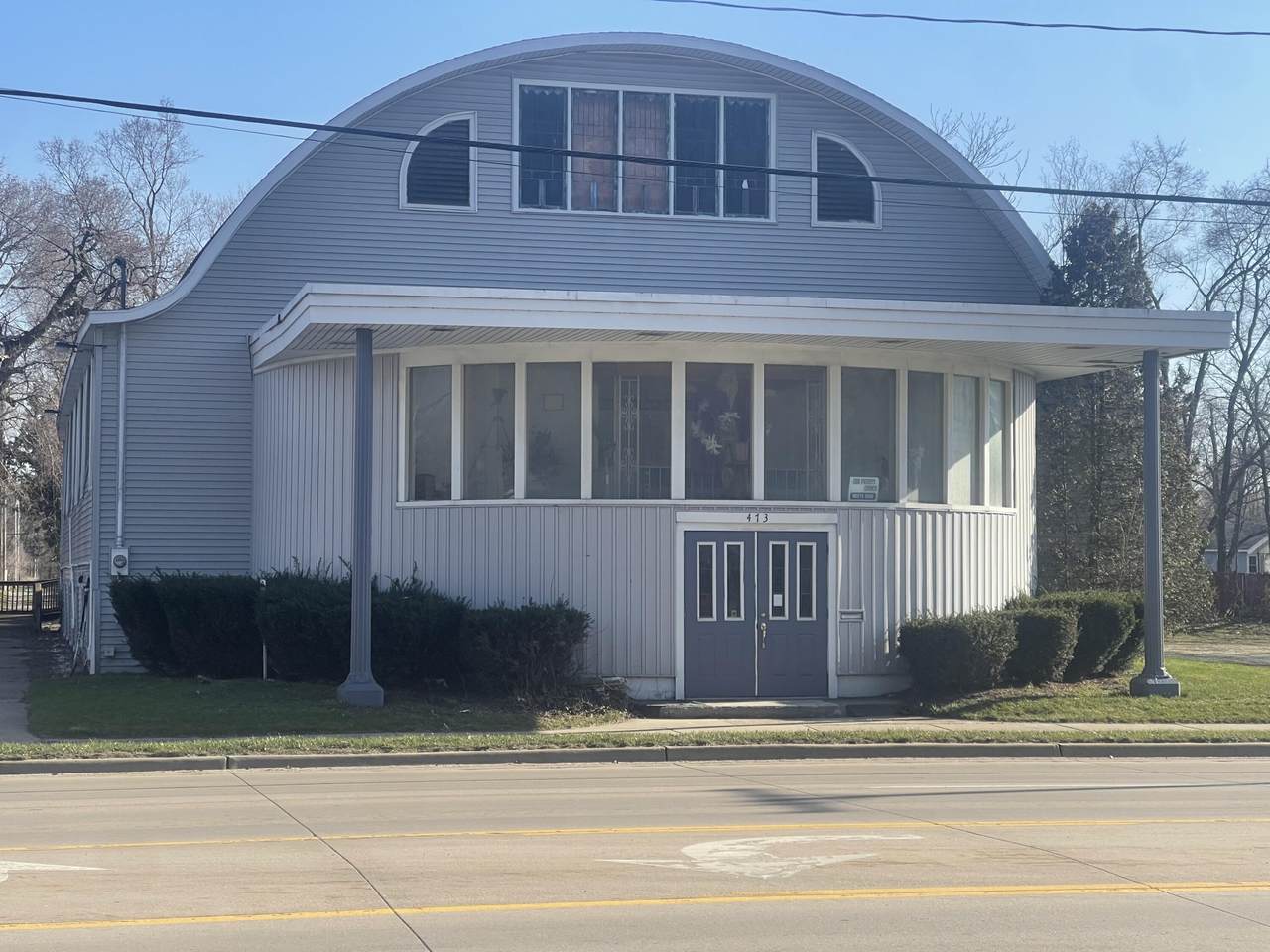 473 Laketon Avenue - Photo 1