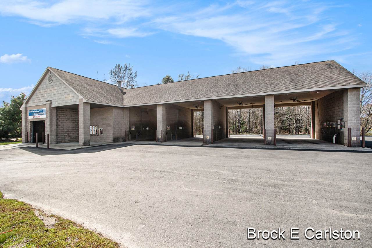 5946 Commerce Center Drive - Photo 1