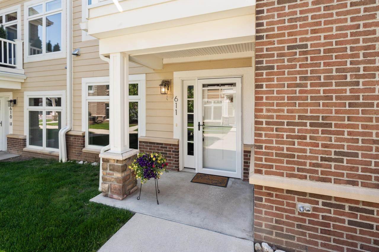 611 Woodland Drive - Photo 1