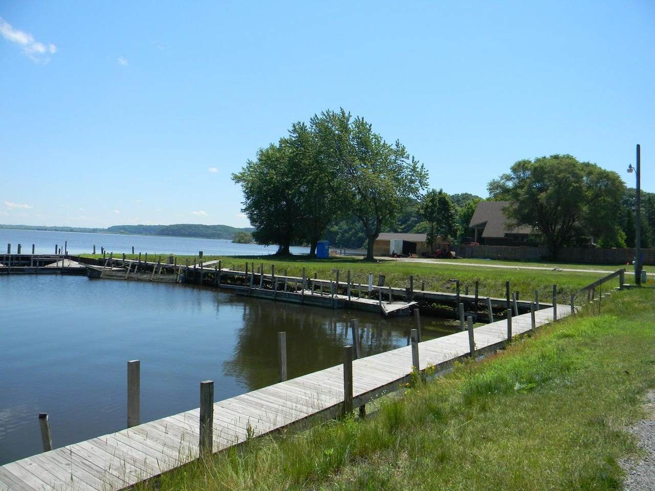 846 Lakeshore Drive - Photo 1