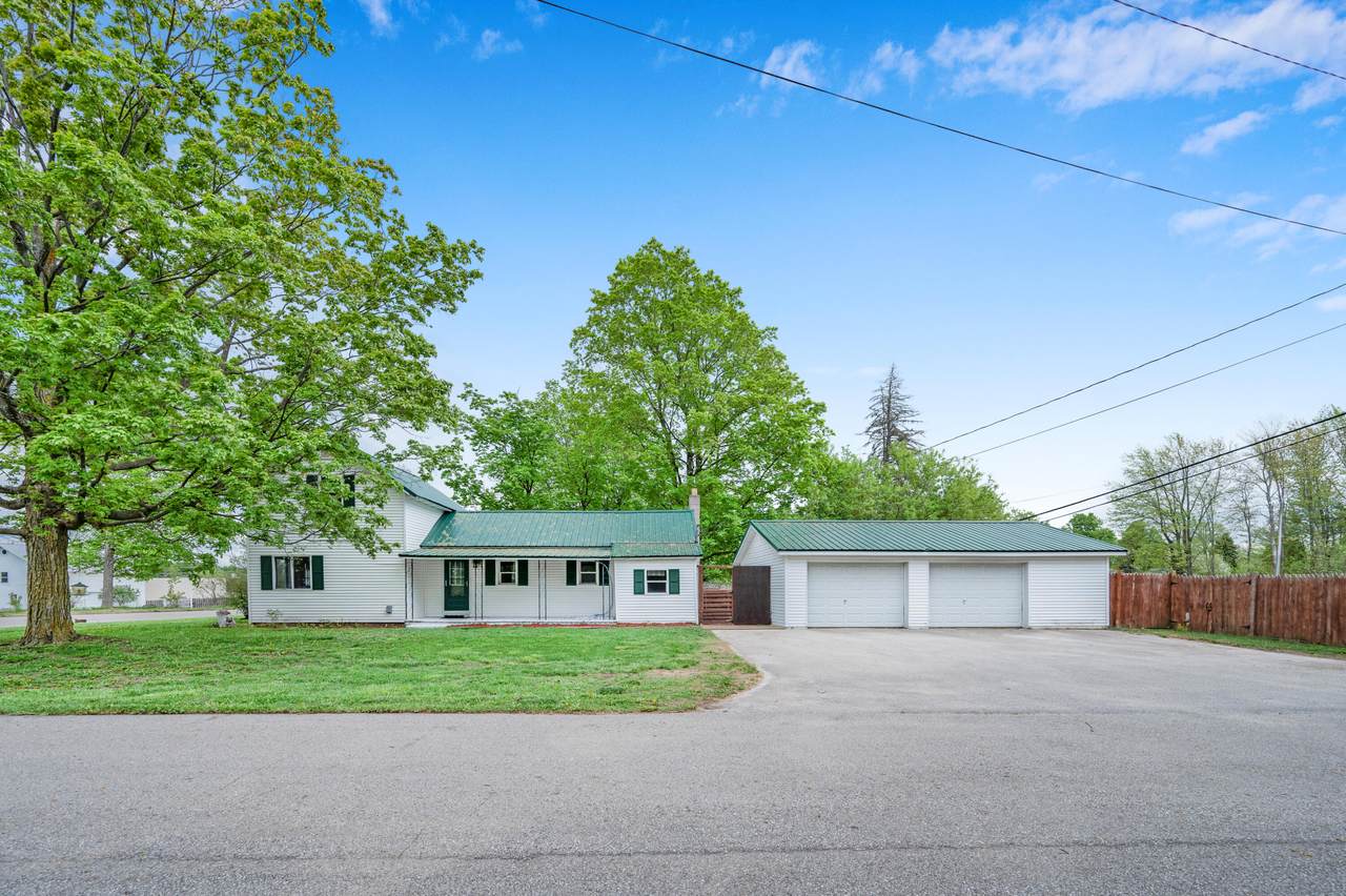 237 Main Street - Photo 1