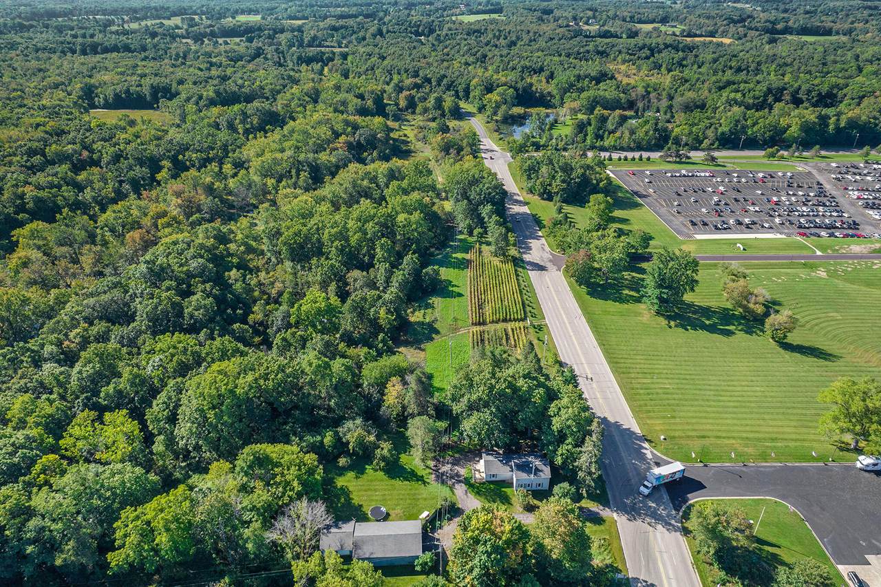 2431 Dearing Road - Photo 1