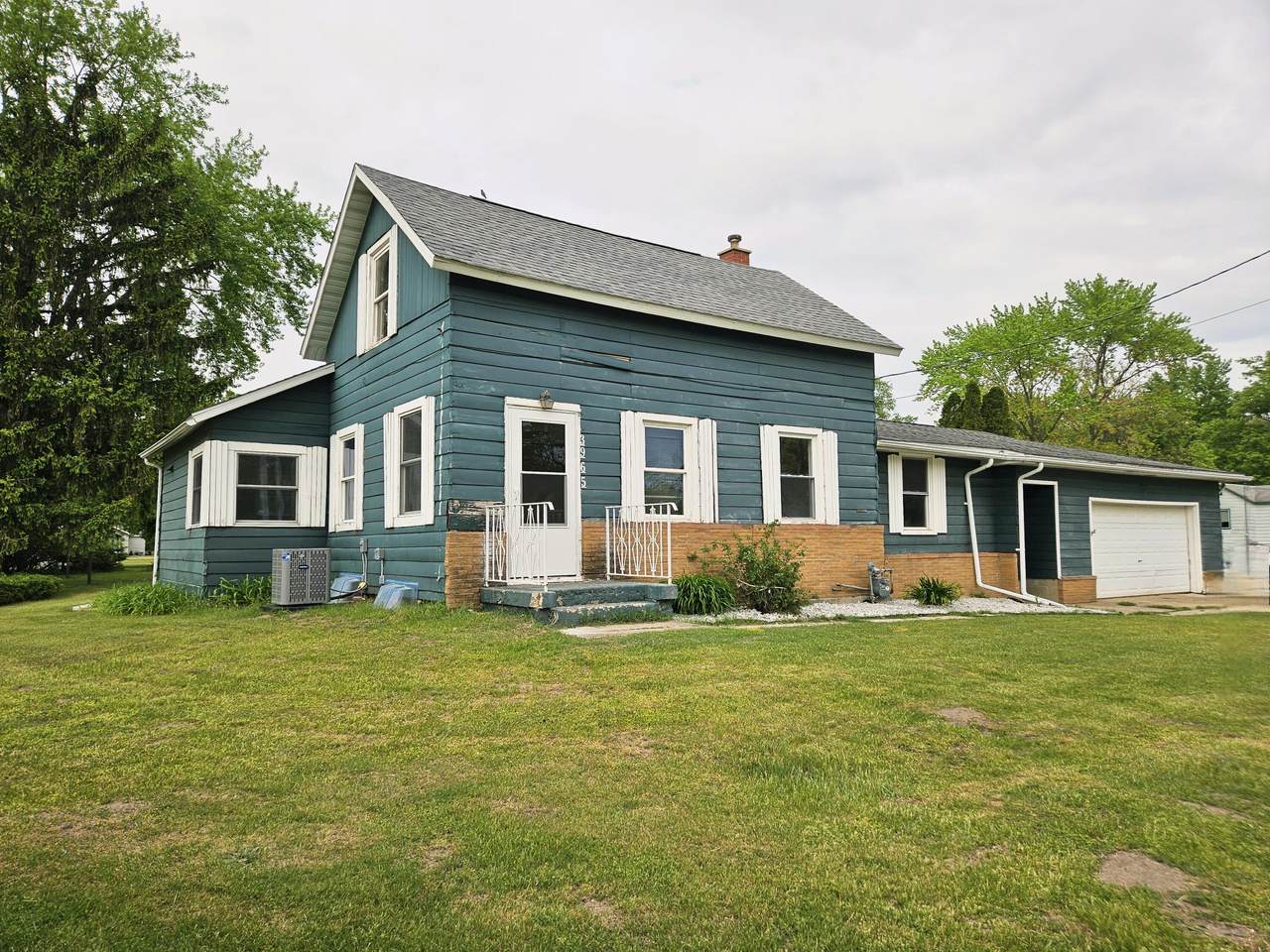 3965 Weechik Road - Photo 1