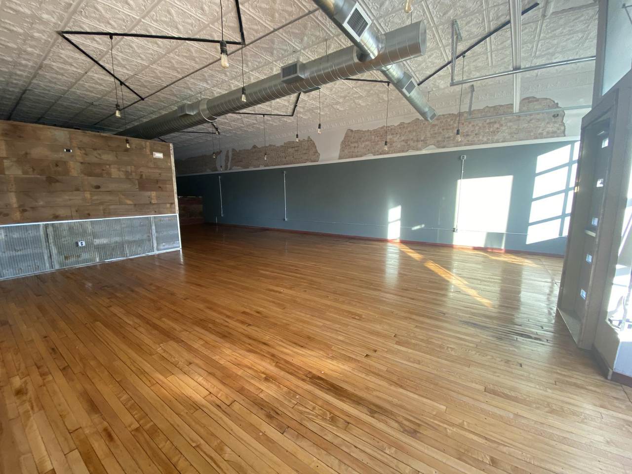 https://bt-photos.global.ssl.fastly.net/swmich/1280_boomver_1_25023282-2.jpg