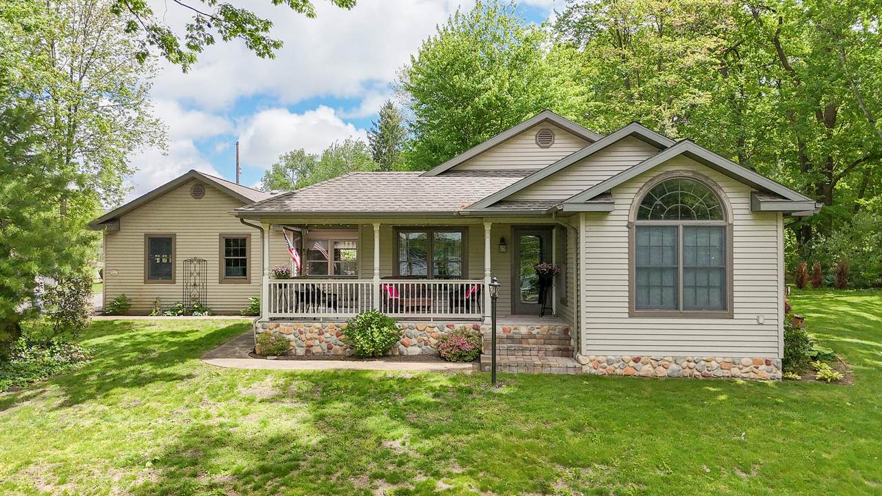 31941 Terry Drive - Photo 1