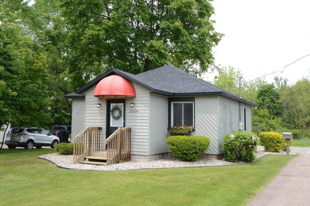 2004 Milham Avenue - Photo 1