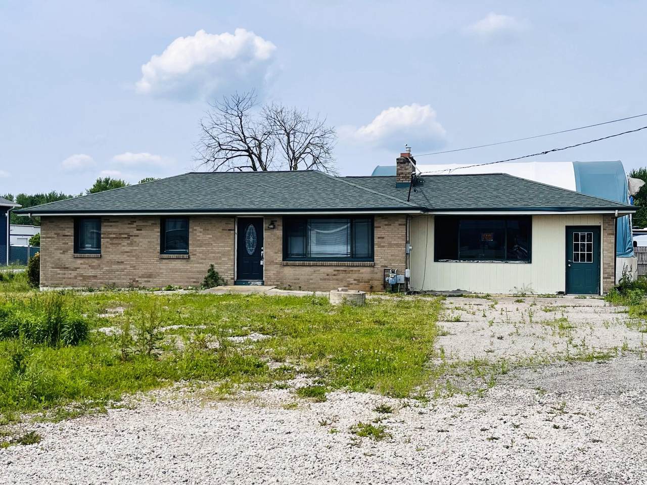 6065 Paris Avenue - Photo 1