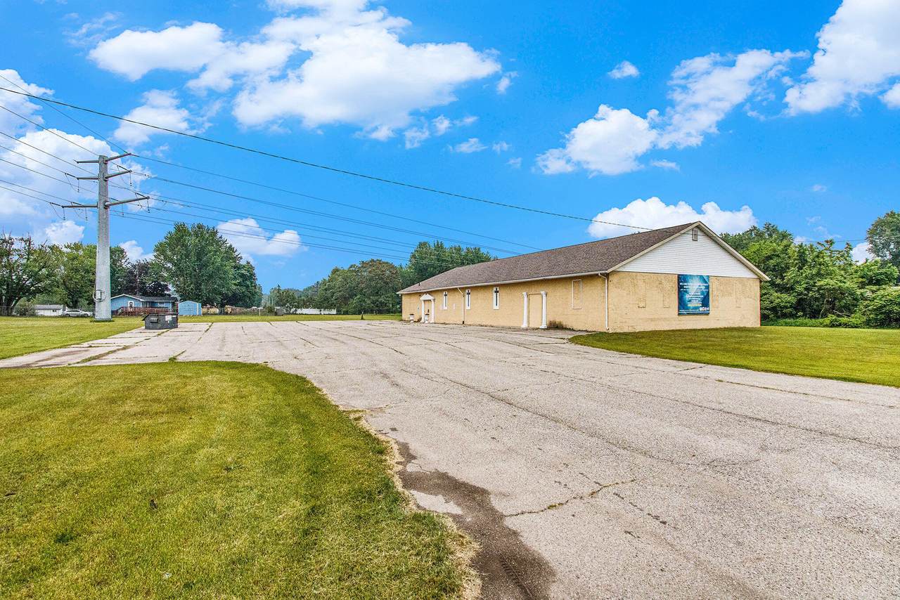 2525 Territorial Road - Photo 1