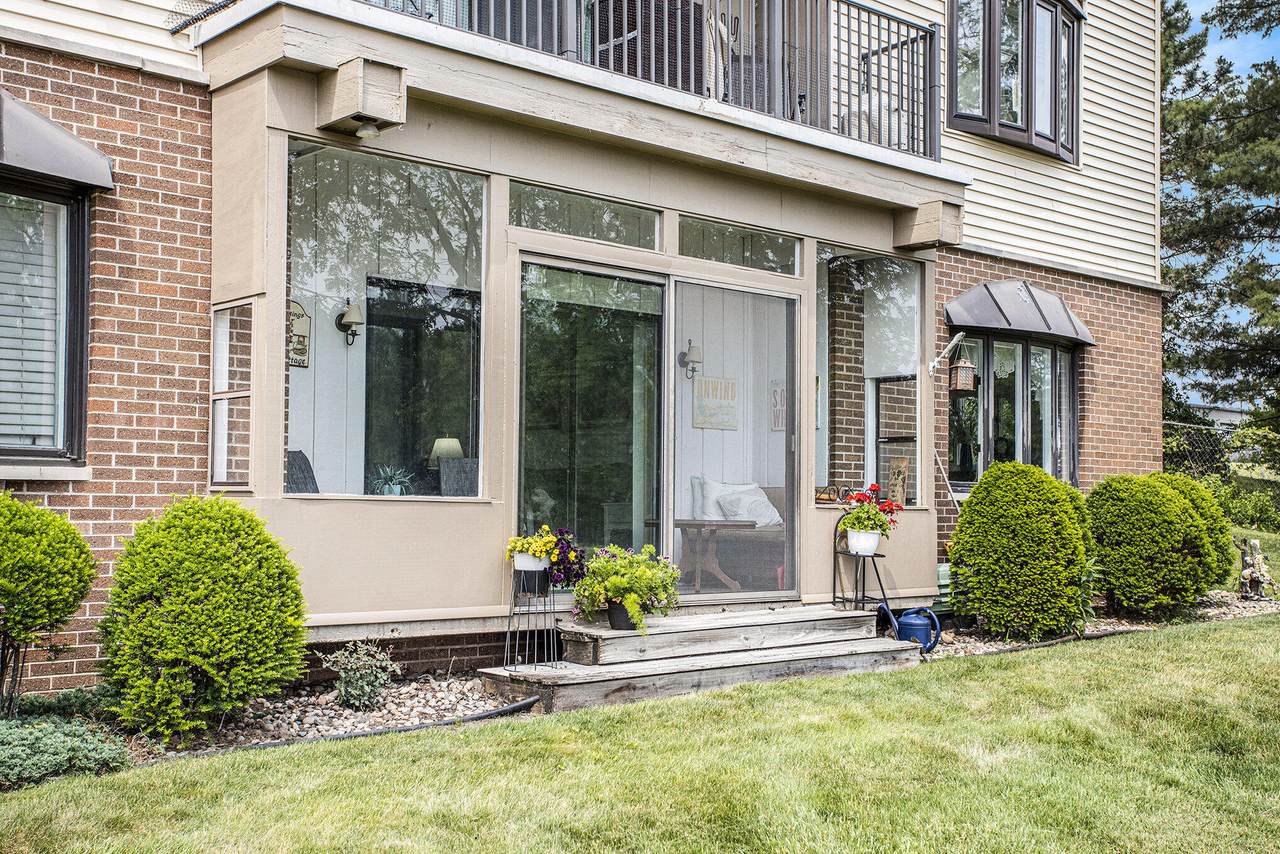 225 Columbia Avenue - Photo 1