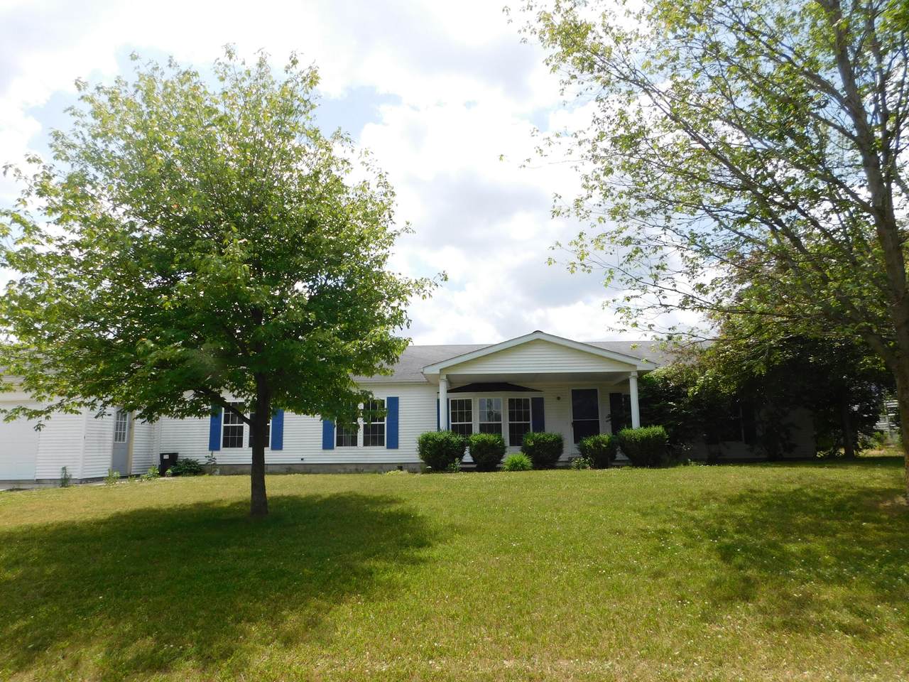 1240 Abbey Lane - Photo 1