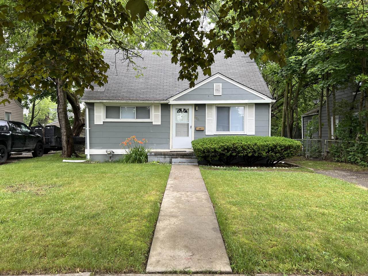 470 Fildew Avenue - Photo 1