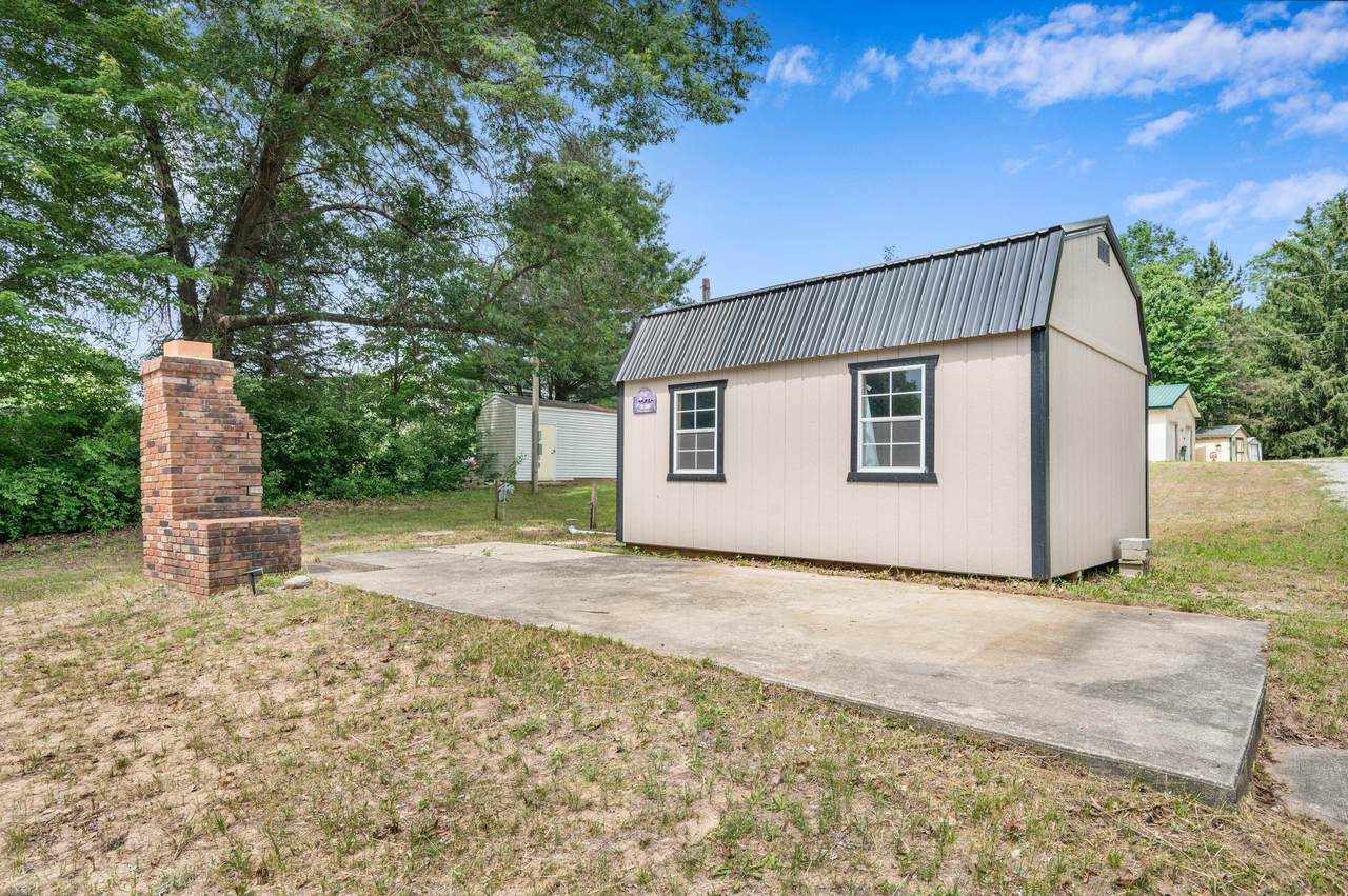 8952 Otterside Dr - Photo 1