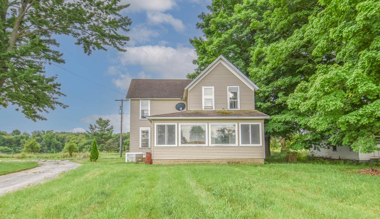 1085 Chicago Road - Photo 1