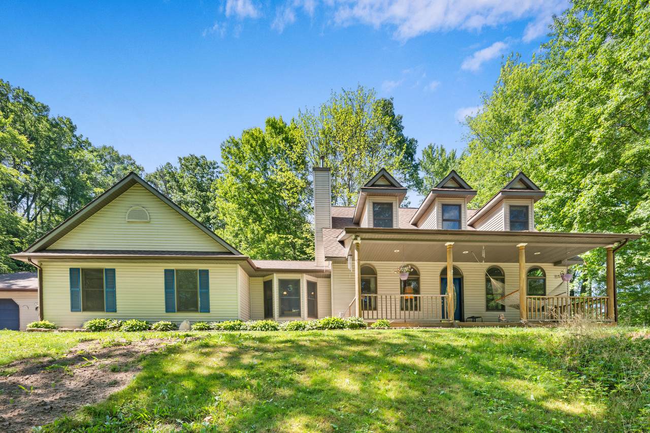 8361 9 Mile Road - Photo 1