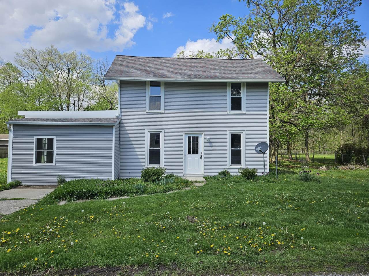 4084 Seneca Street - Photo 1