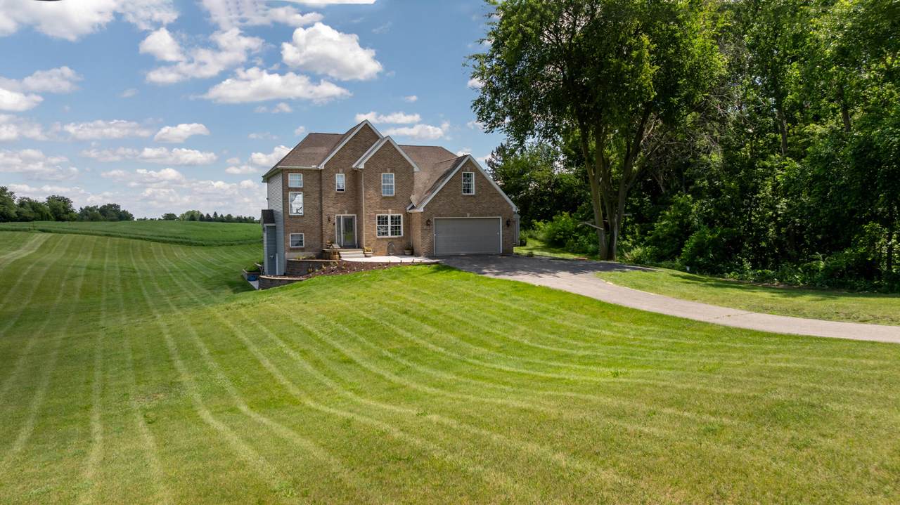 10501 Somerset Road - Photo 1